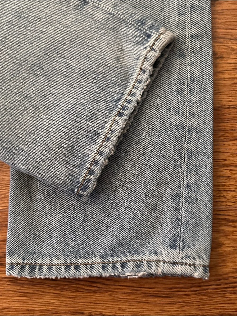 Agolde Straight Light Wash Denim Jeans size 26 MIA organic cotton high rise